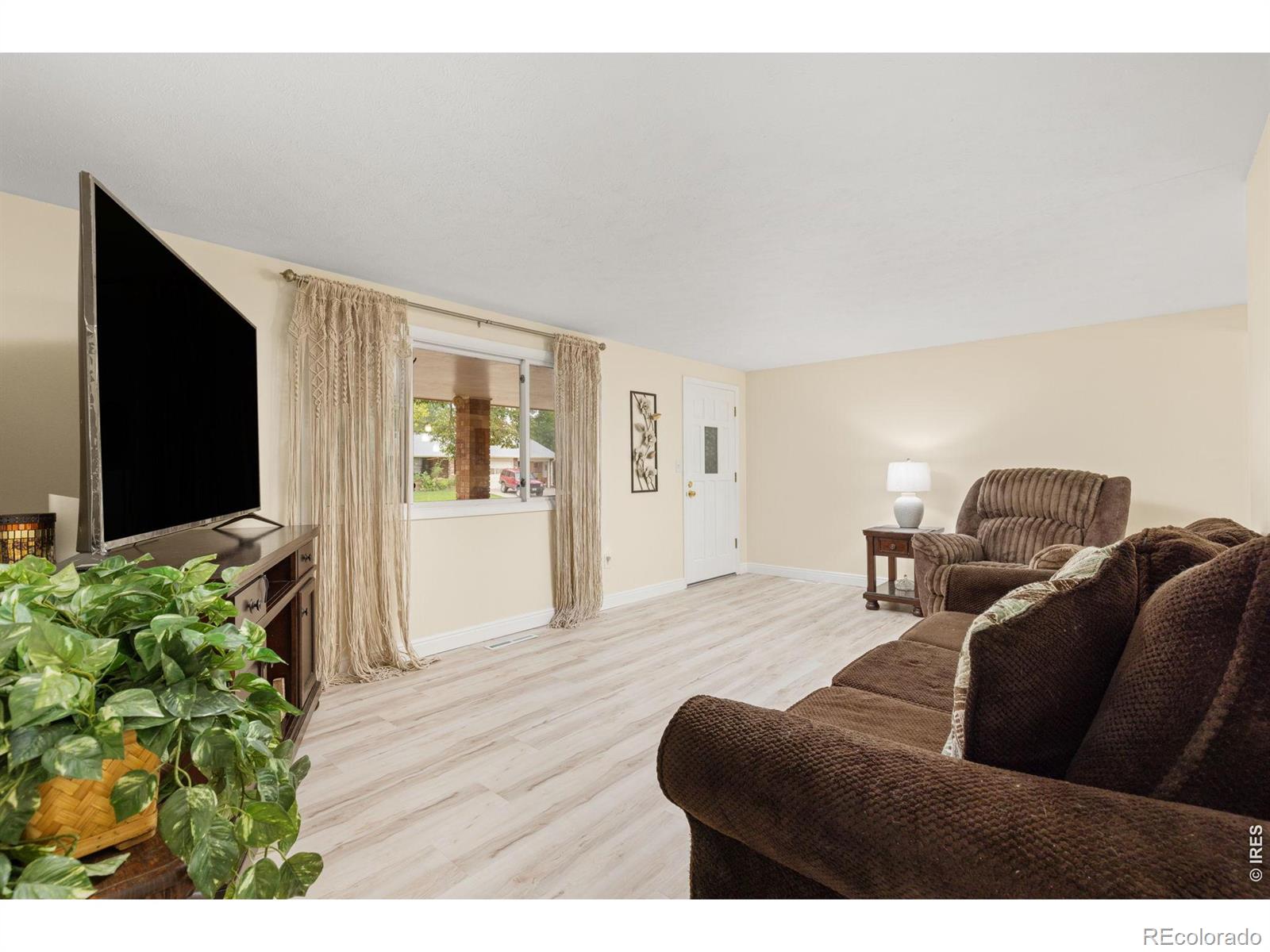 MLS Image #5 for 3750  sheridan avenue,loveland, Colorado