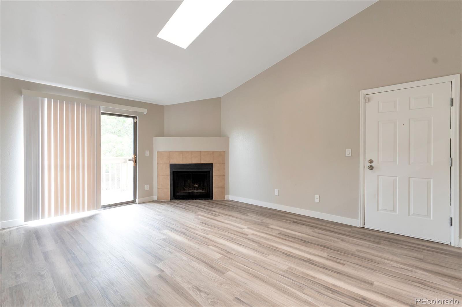 MLS Image #3 for 10323 e peakview avenue,englewood, Colorado