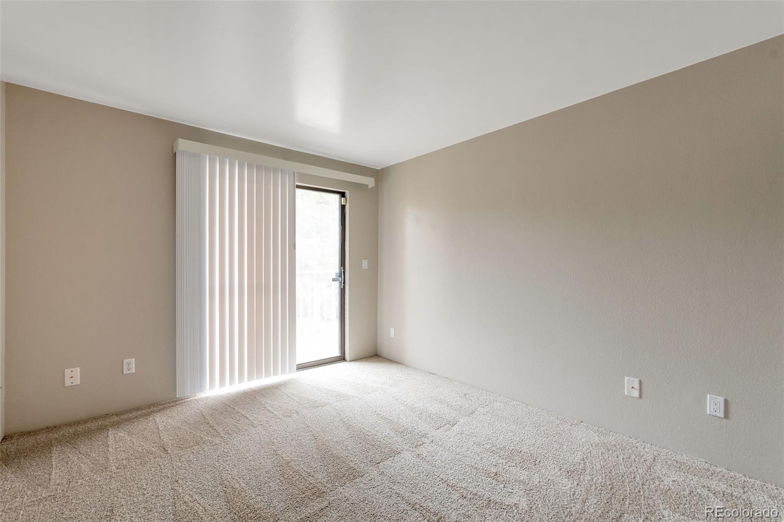 MLS Image #5 for 10323 e peakview avenue,englewood, Colorado
