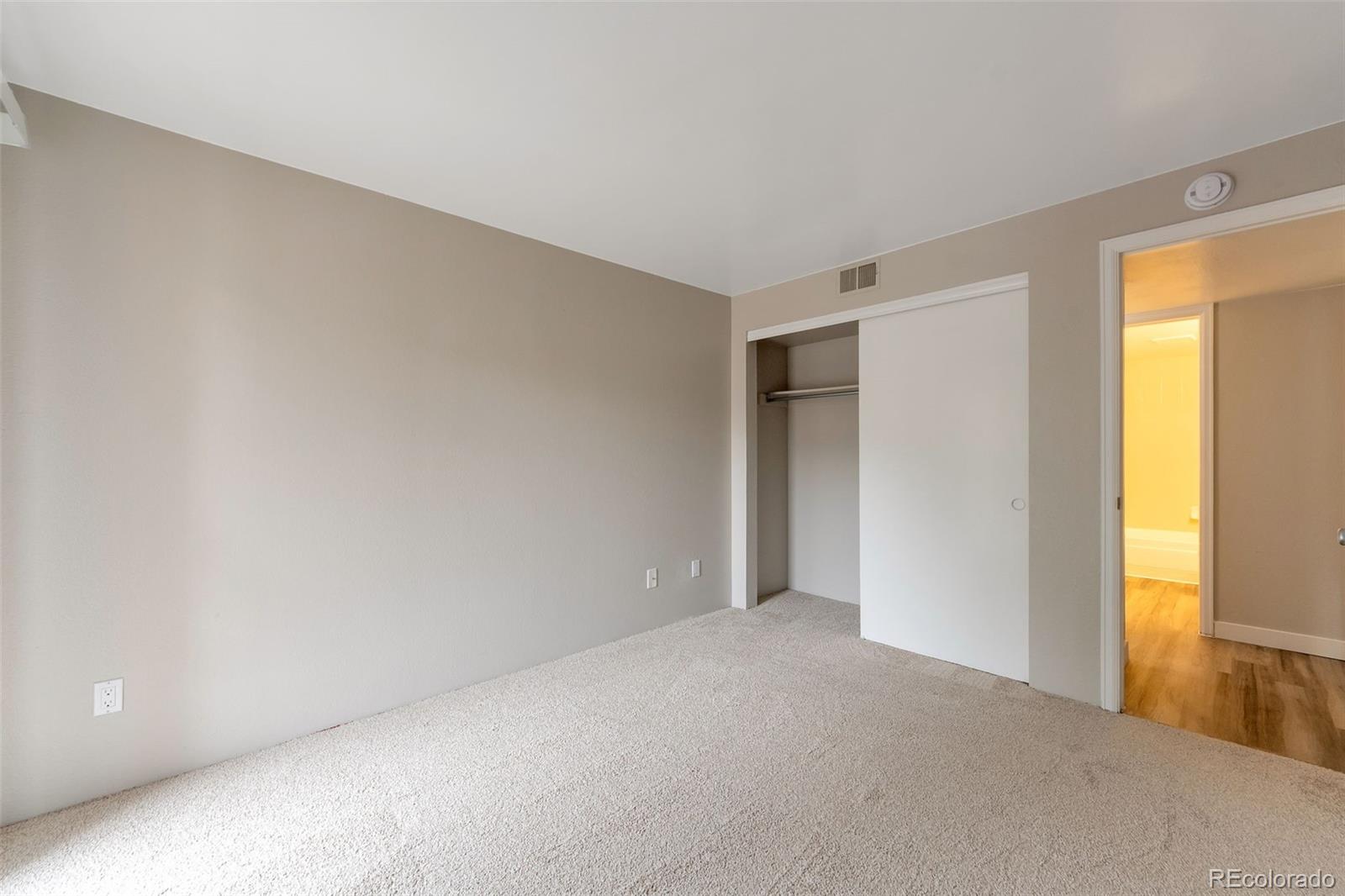 MLS Image #6 for 10323 e peakview avenue,englewood, Colorado