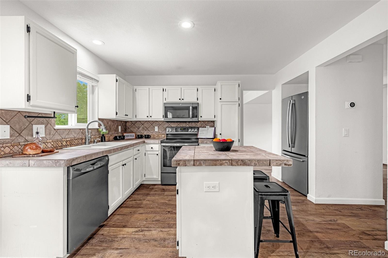 MLS Image #10 for 914  daffodil street,fountain, Colorado