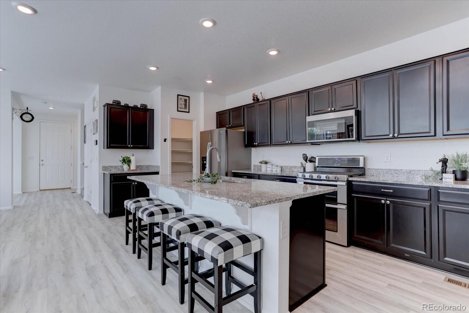 MLS Image #3 for 16655 e alameda parkway,aurora, Colorado