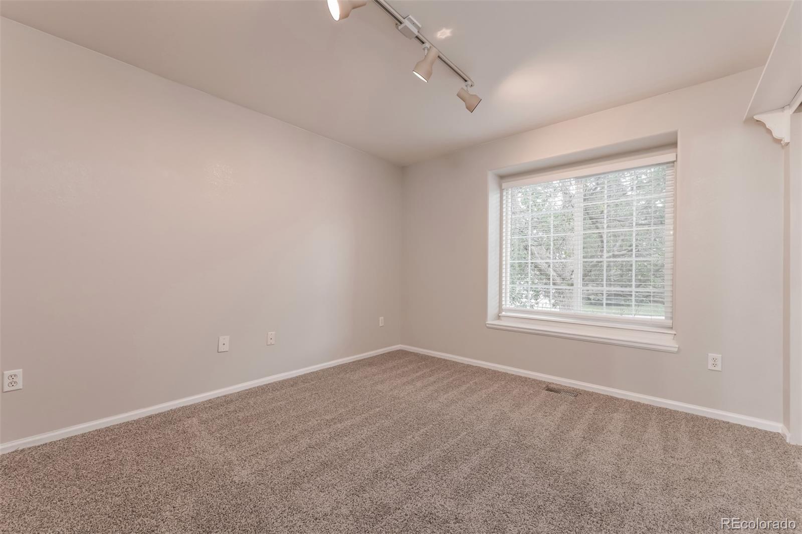 MLS Image #14 for 4835 s danube way,aurora, Colorado