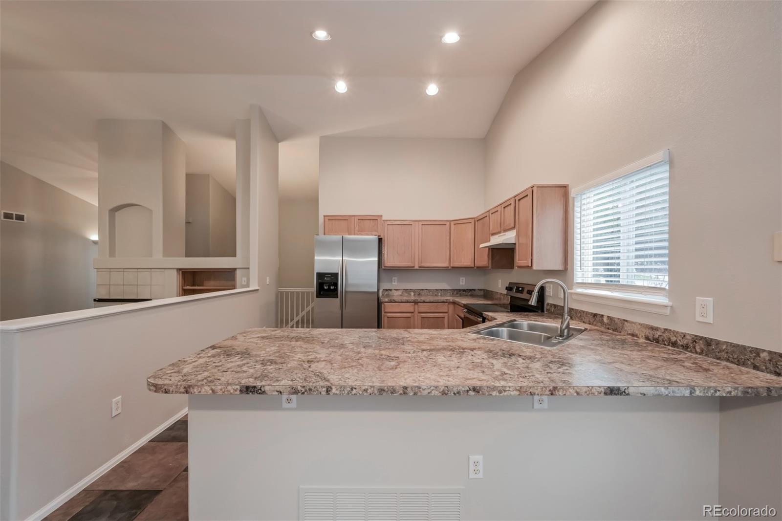 MLS Image #6 for 4835 s danube way,aurora, Colorado