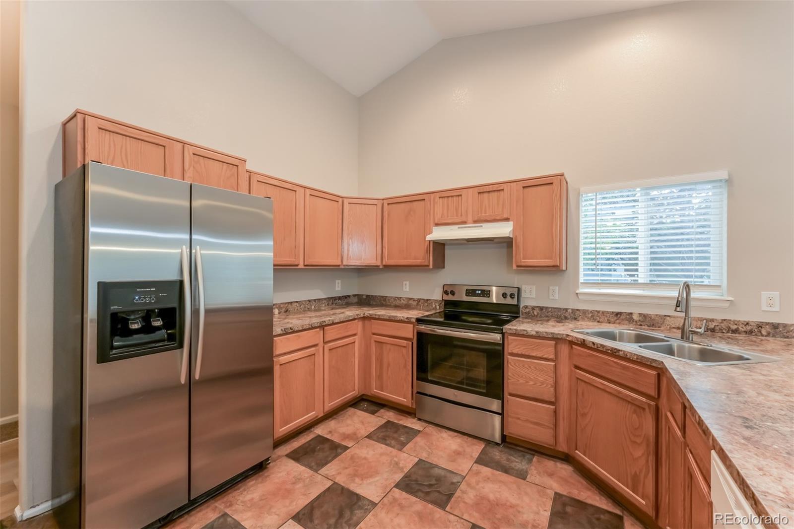 MLS Image #7 for 4835 s danube way,aurora, Colorado