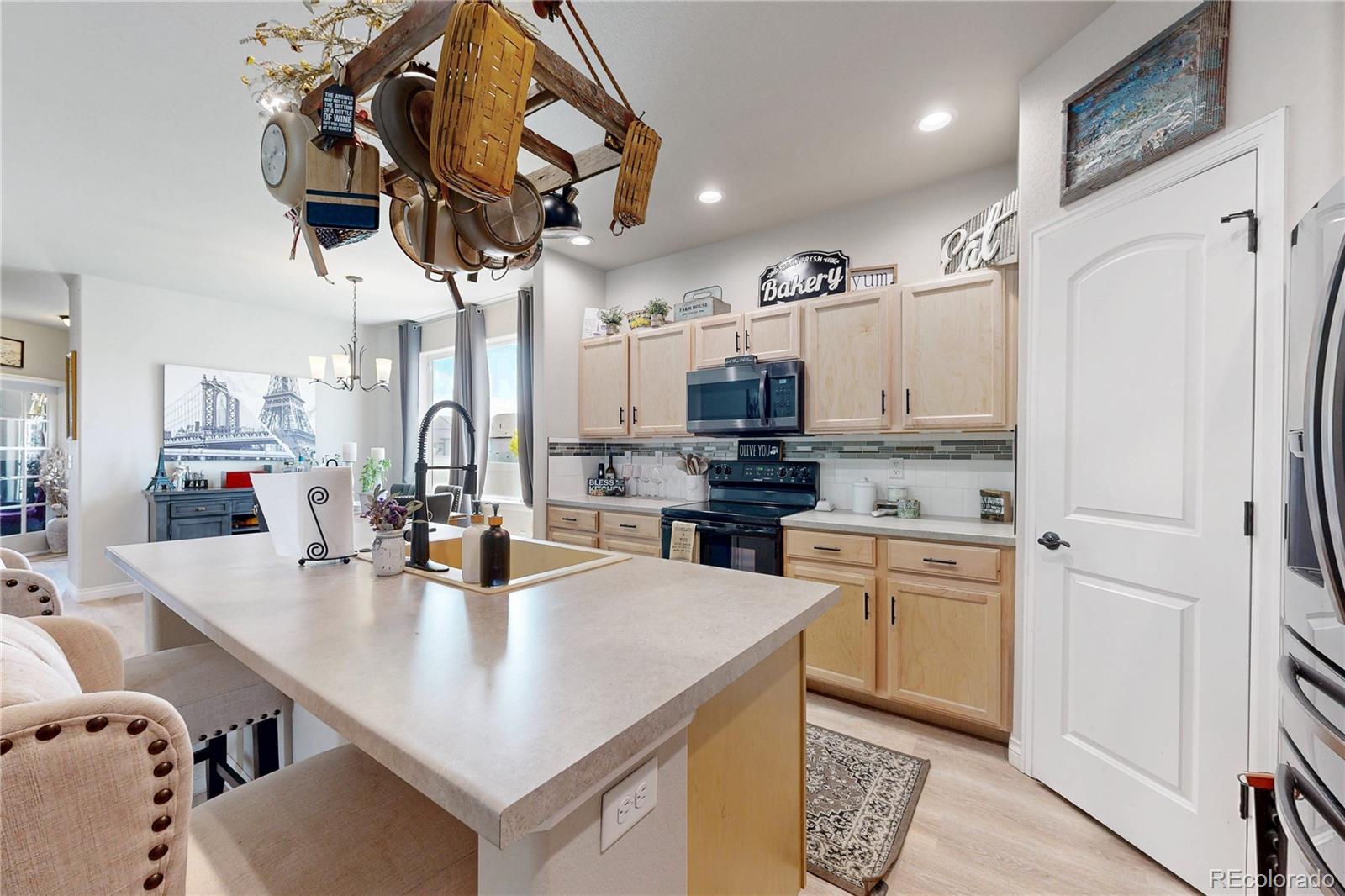 MLS Image #11 for 1002  maplebrook drive,windsor, Colorado
