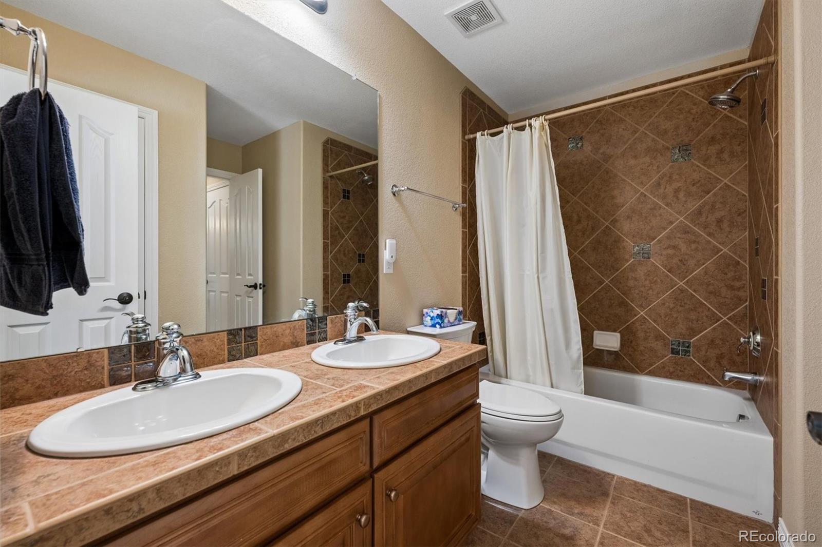 MLS Image #19 for 6483  umber circle,arvada, Colorado
