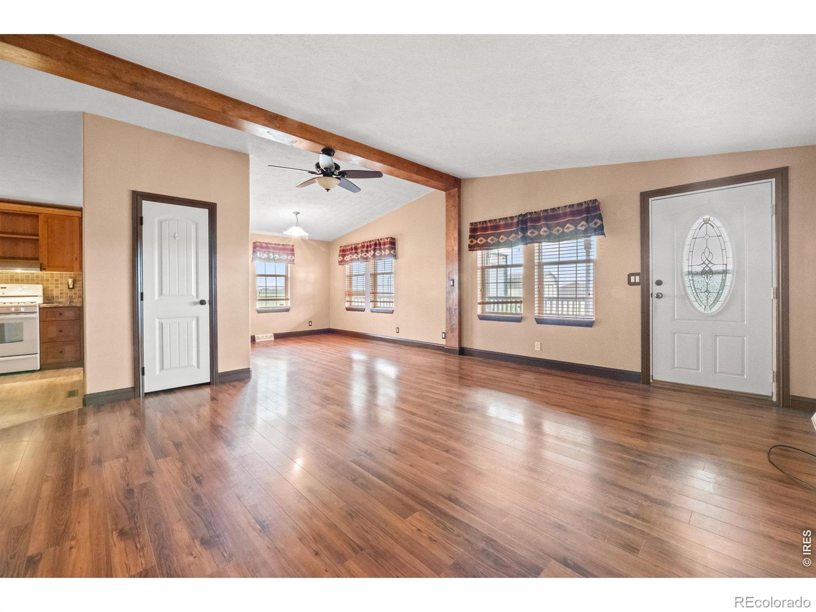 MLS Image #15 for 16060  mystic lane,strasburg, Colorado