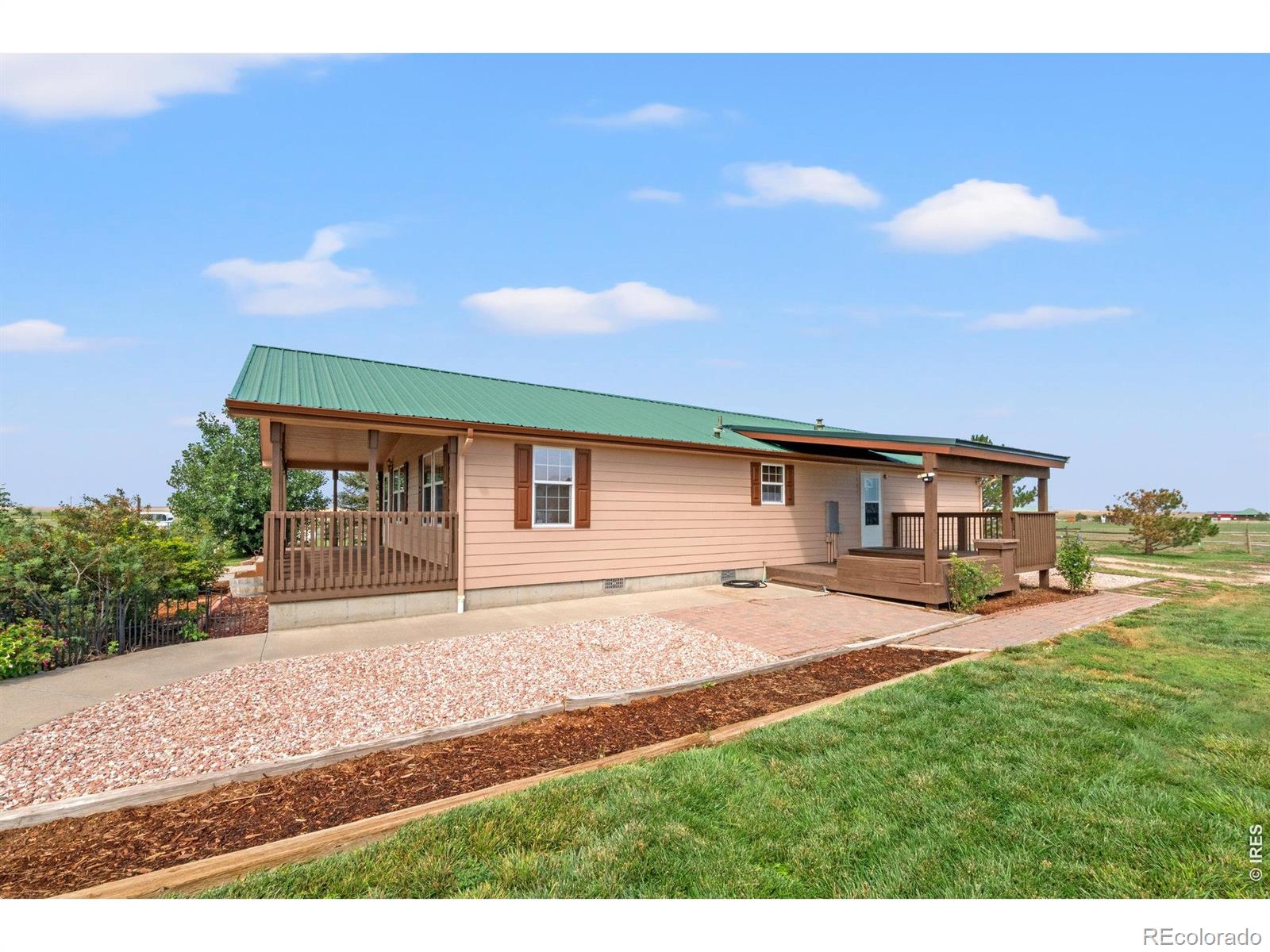MLS Image #37 for 16060  mystic lane,strasburg, Colorado