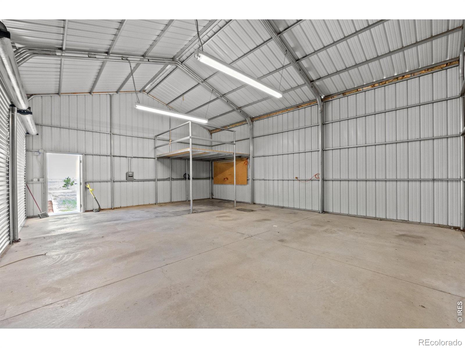 MLS Image #40 for 16060  mystic lane,strasburg, Colorado