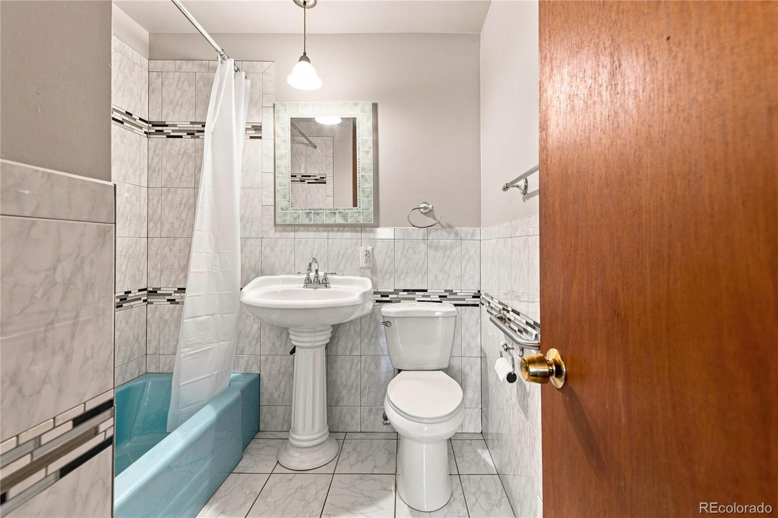 MLS Image #25 for 8035 e jefferson place,denver, Colorado