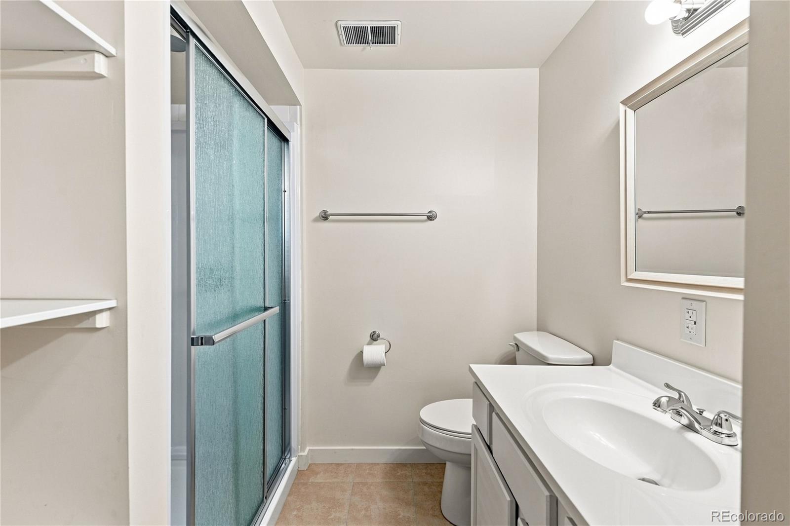 MLS Image #33 for 8035 e jefferson place,denver, Colorado