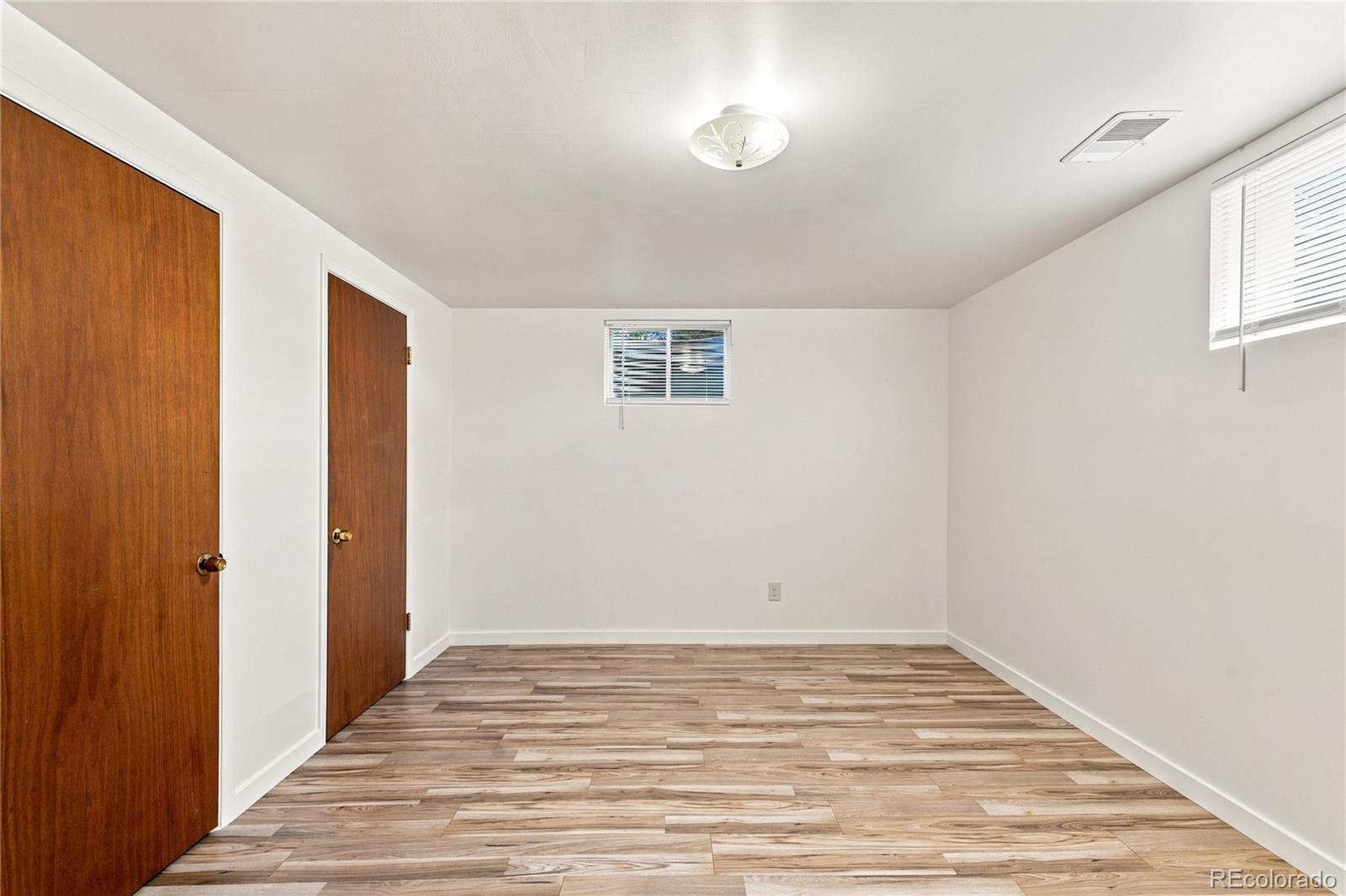 MLS Image #34 for 8035 e jefferson place,denver, Colorado