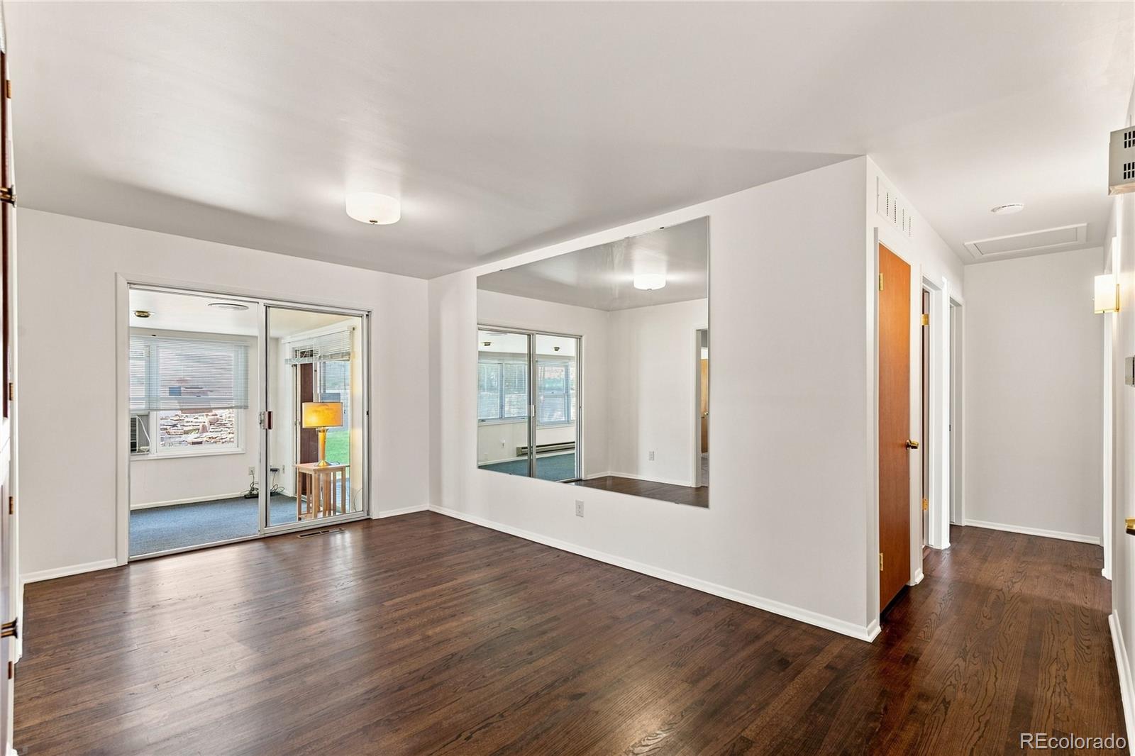 MLS Image #8 for 8035 e jefferson place,denver, Colorado