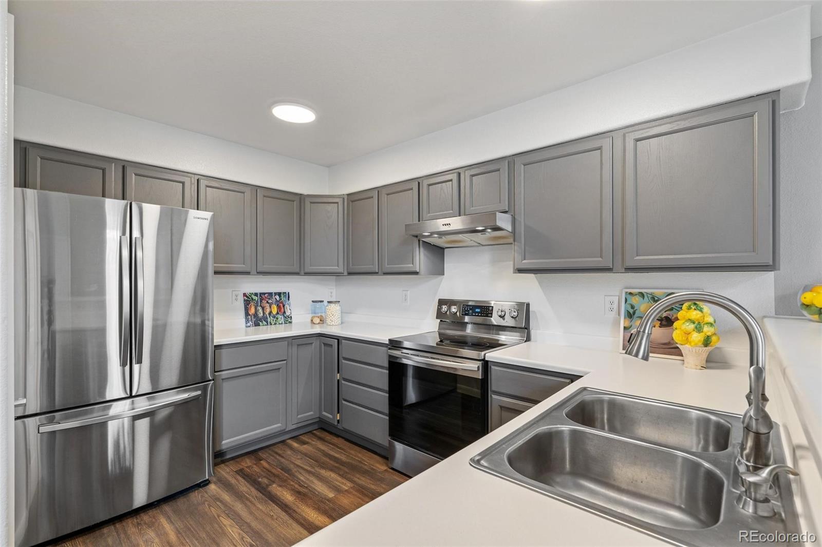 MLS Image #8 for 6450 w 44th ##8 place,wheat ridge, Colorado