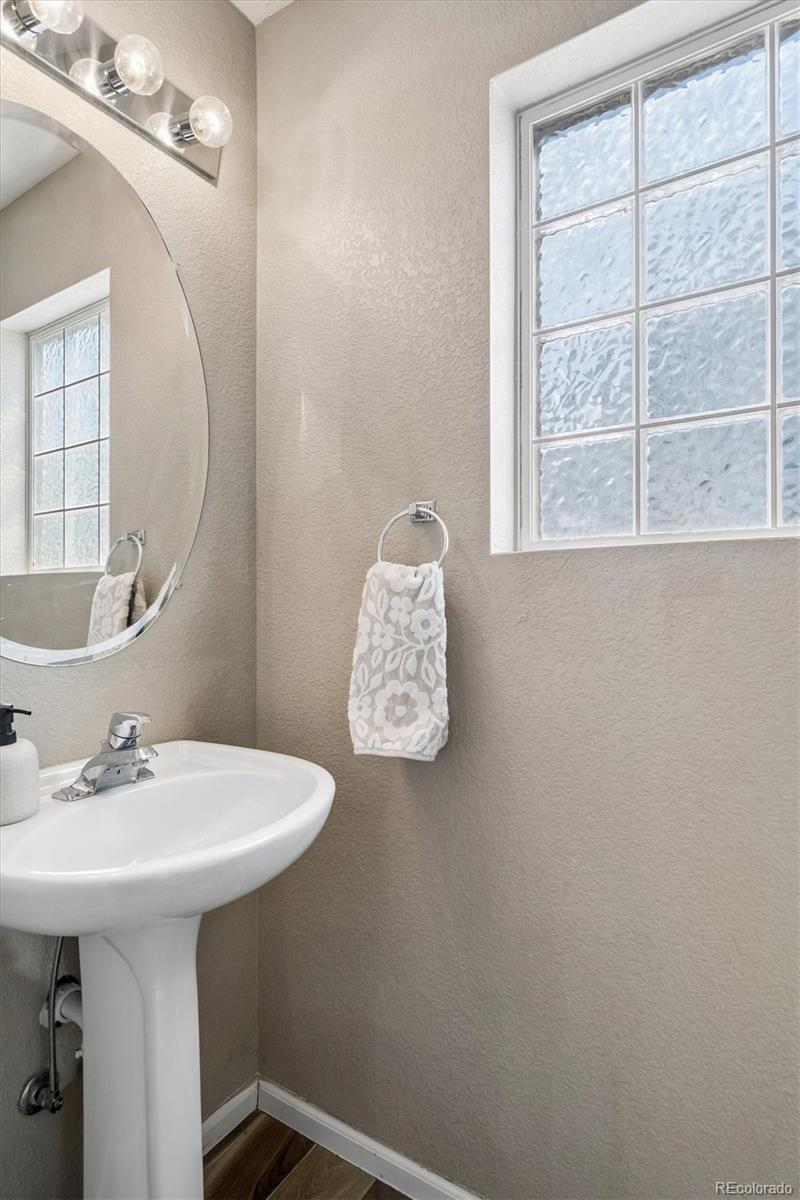 MLS Image #14 for 4898  halifax street,denver, Colorado