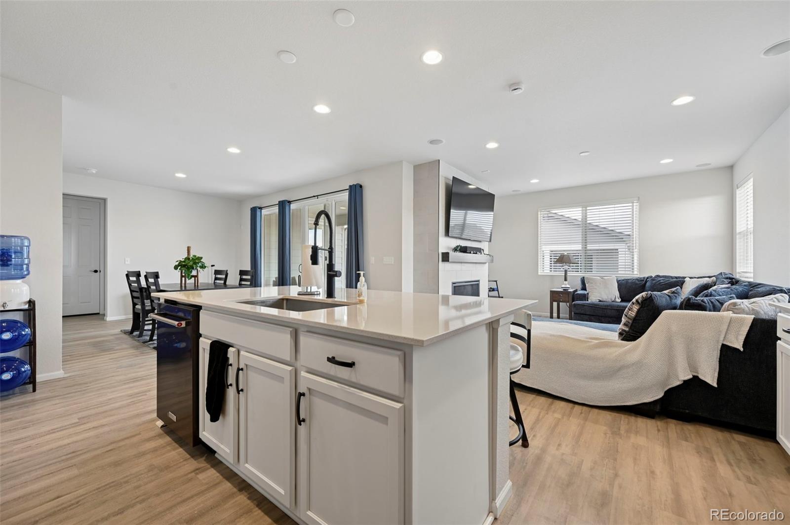 MLS Image #4 for 3964  haleyville court,aurora, Colorado