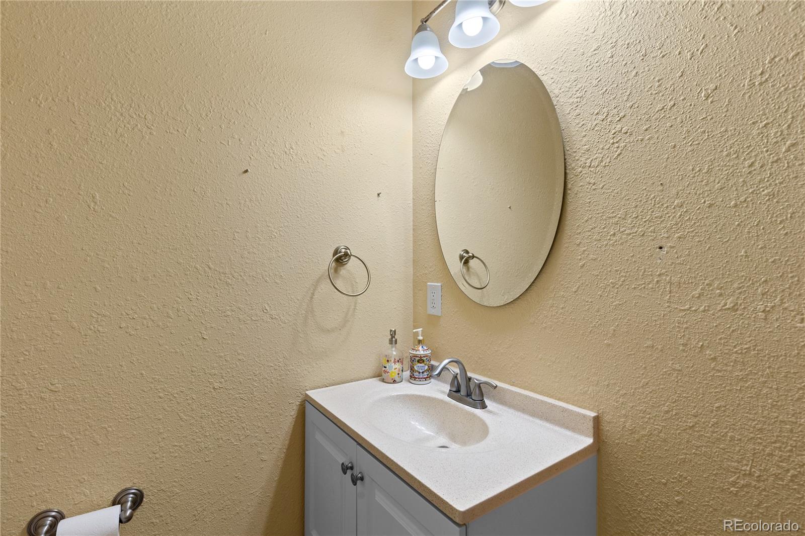 MLS Image #24 for 2767 s newton way,denver, Colorado