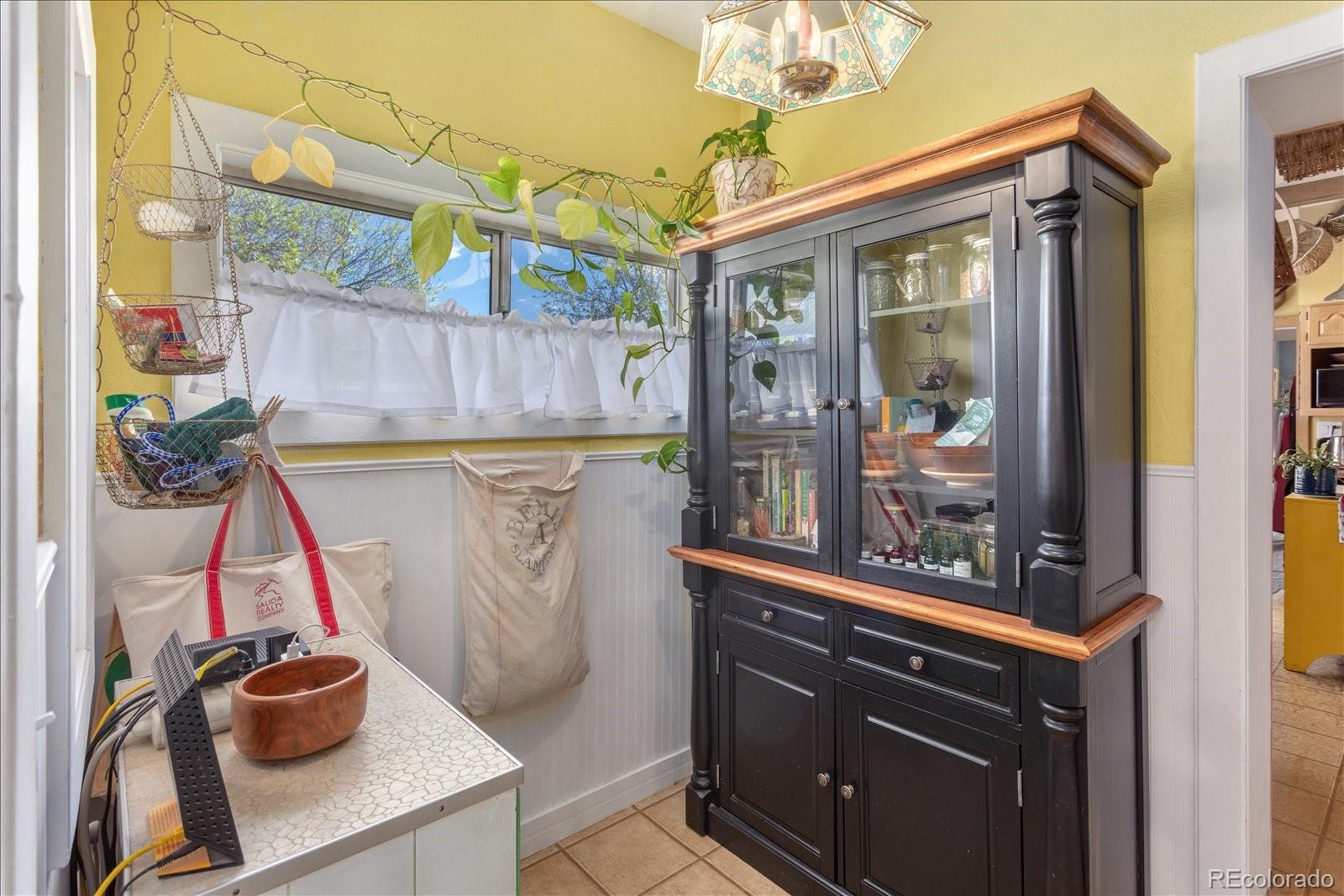MLS Image #9 for 1040  d street,salida, Colorado