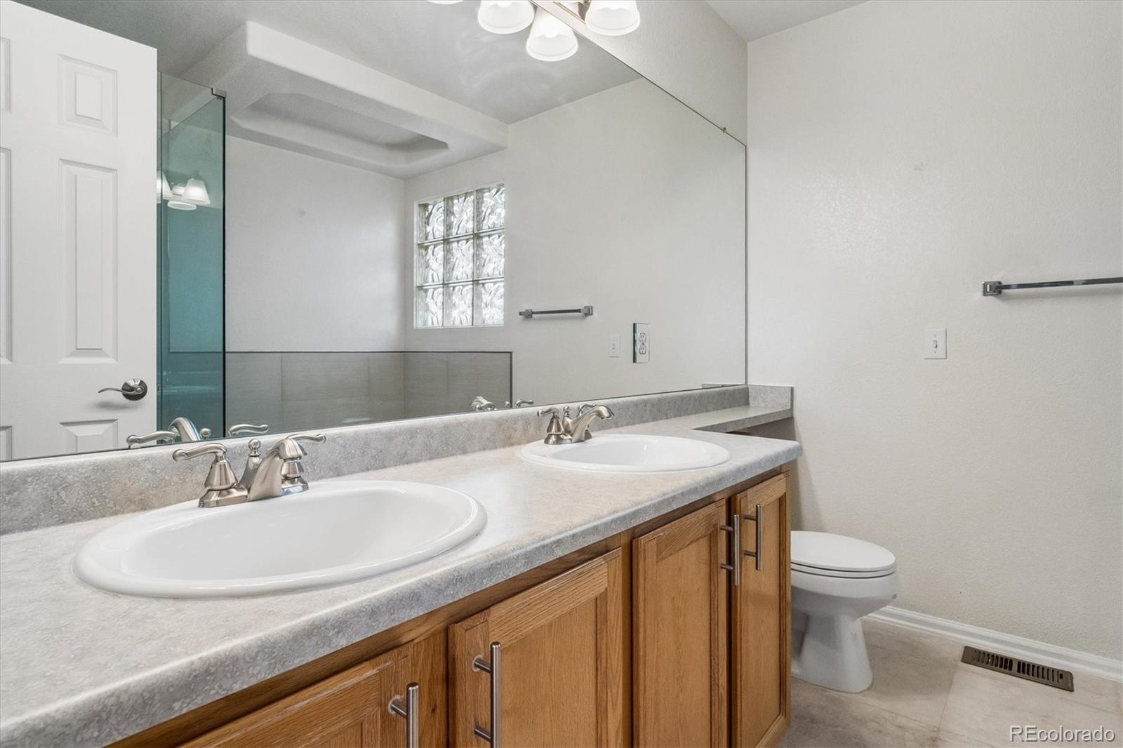 MLS Image #13 for 1407  laurenwood way,littleton, Colorado