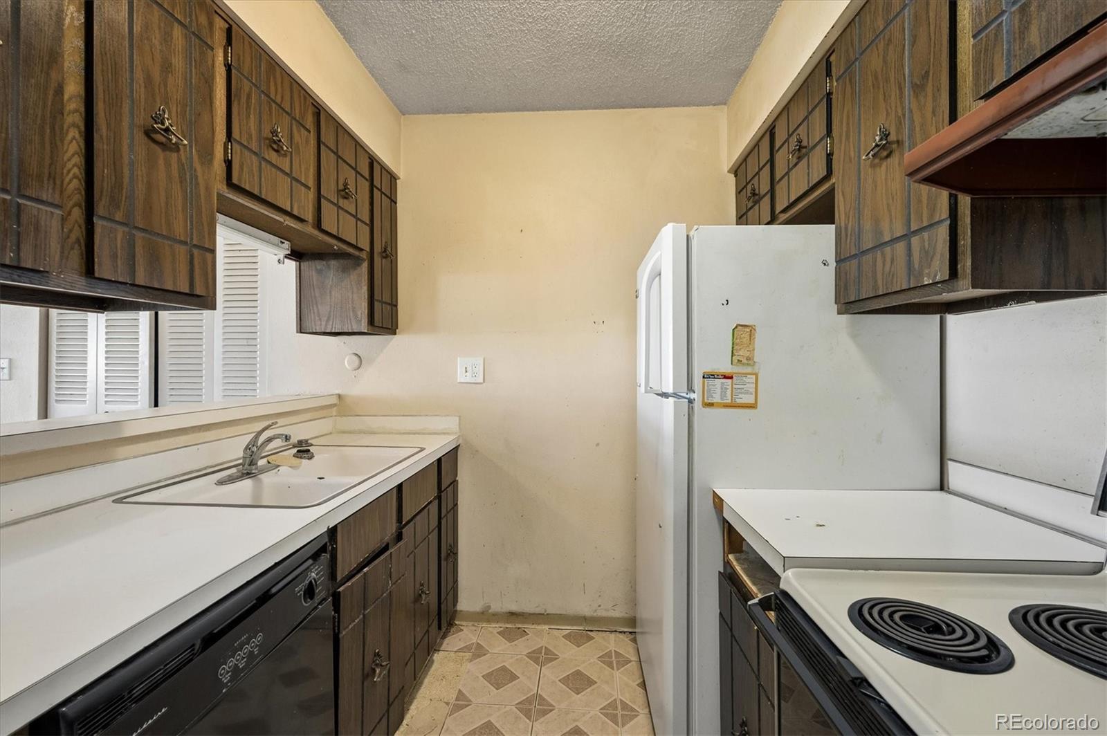 MLS Image #5 for 7309 w hampden avenue,lakewood, Colorado