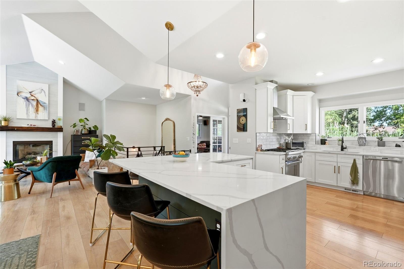 MLS Image #1 for 434 e lake place,littleton, Colorado