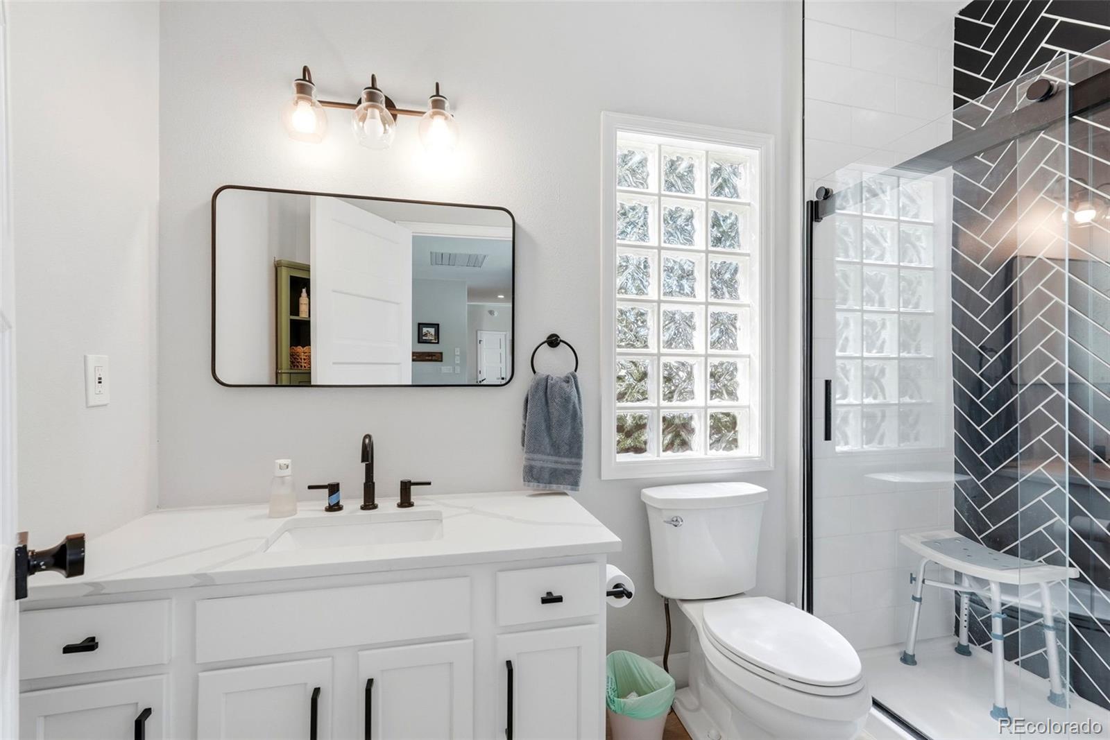 MLS Image #23 for 434 e lake place,littleton, Colorado