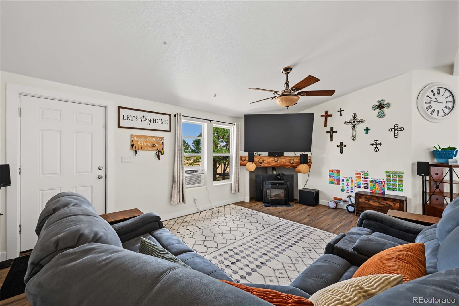 MLS Image #11 for 888  14th trail,cotopaxi, Colorado