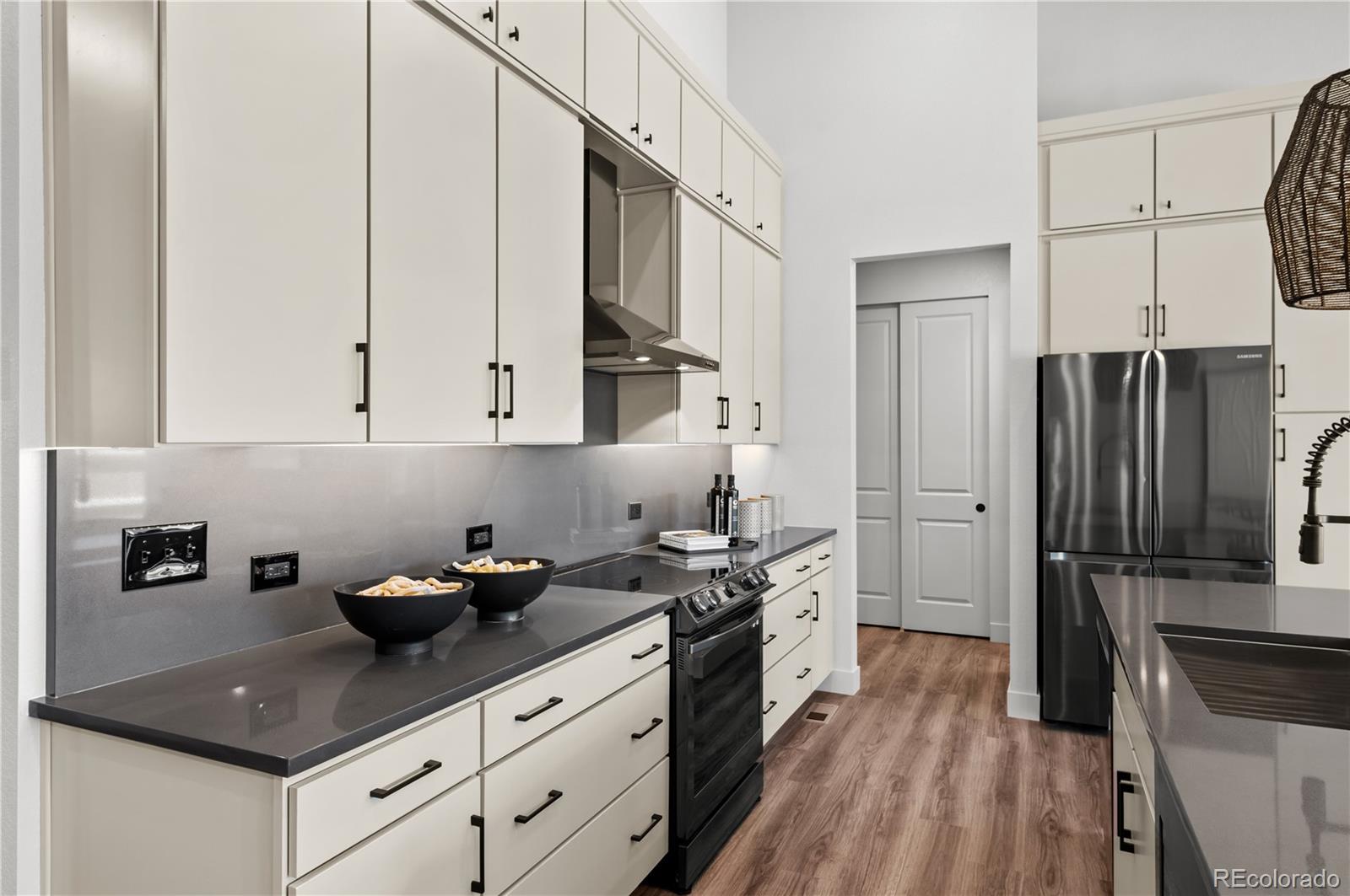 MLS Image #4 for 8258 s quail street,littleton, Colorado