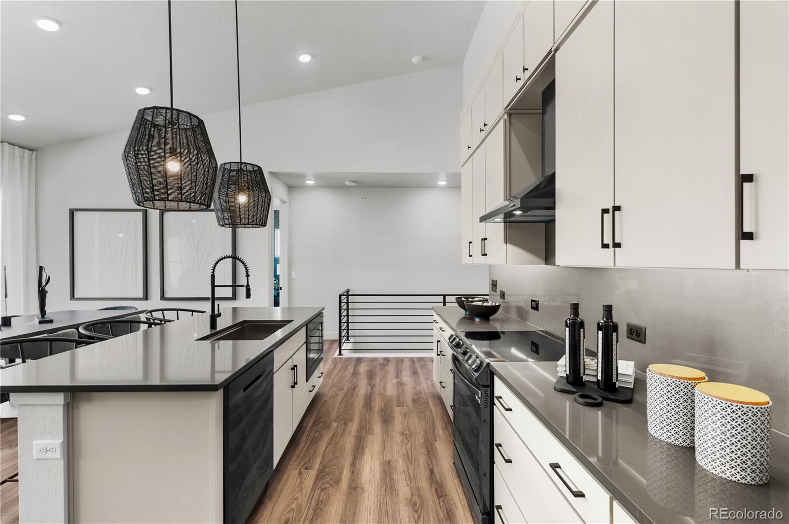 MLS Image #7 for 8258 s quail street,littleton, Colorado