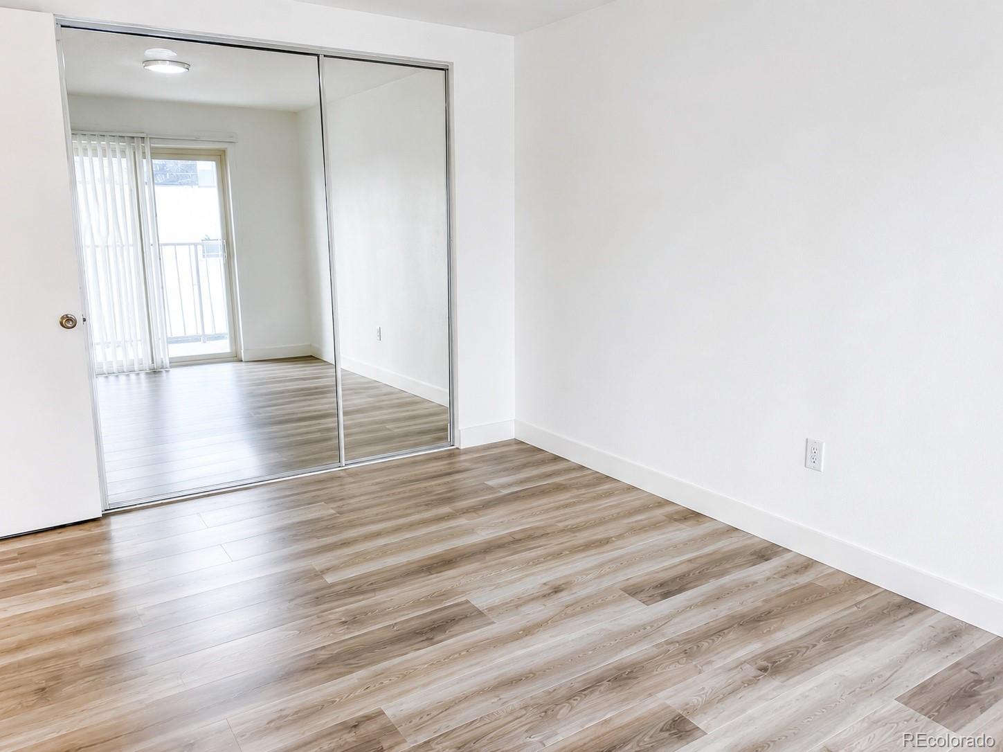 MLS Image #10 for 2225 s jasmine street,denver, Colorado