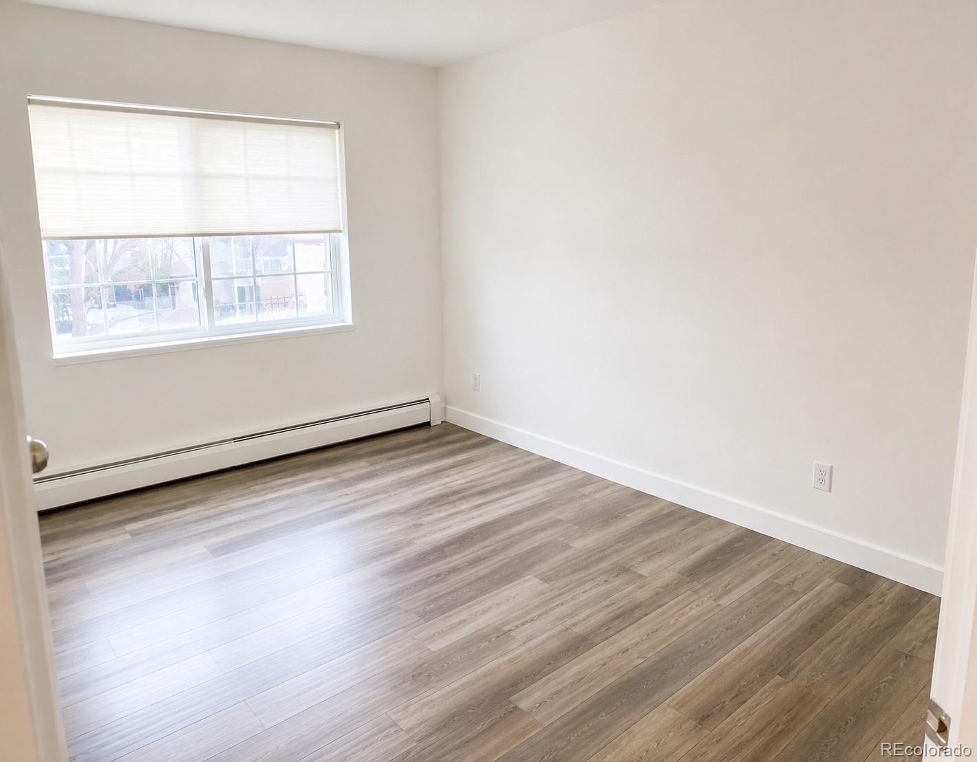MLS Image #12 for 2225 s jasmine street,denver, Colorado