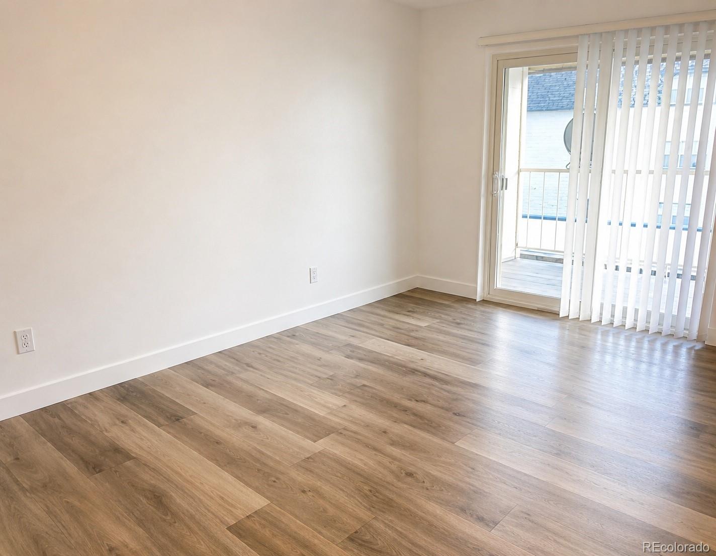 MLS Image #14 for 2225 s jasmine street,denver, Colorado