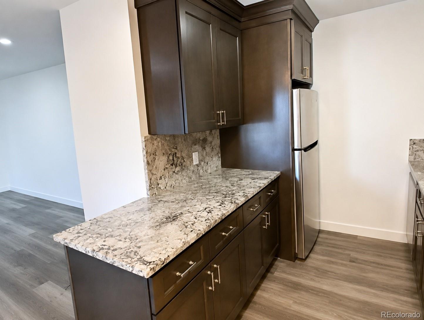 MLS Image #7 for 2225 s jasmine street,denver, Colorado