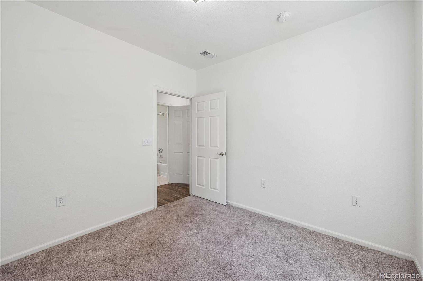 MLS Image #14 for 7777 e 23rd avenue,denver, Colorado