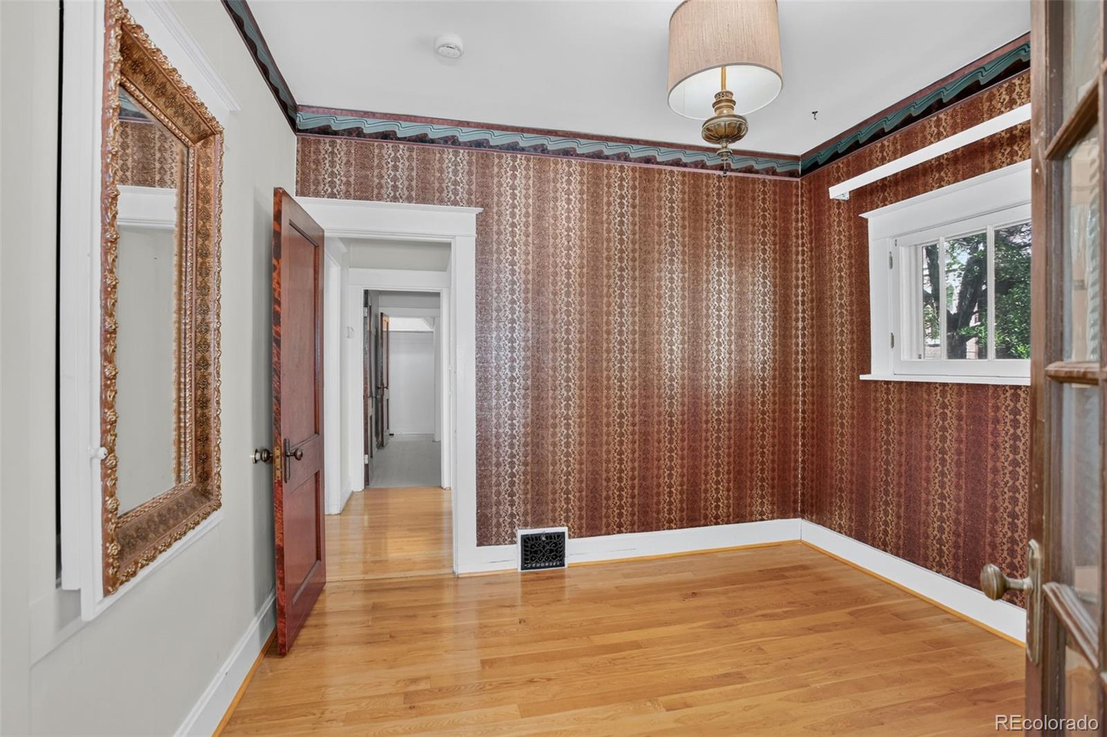 MLS Image #15 for 2906  stuart street,denver, Colorado