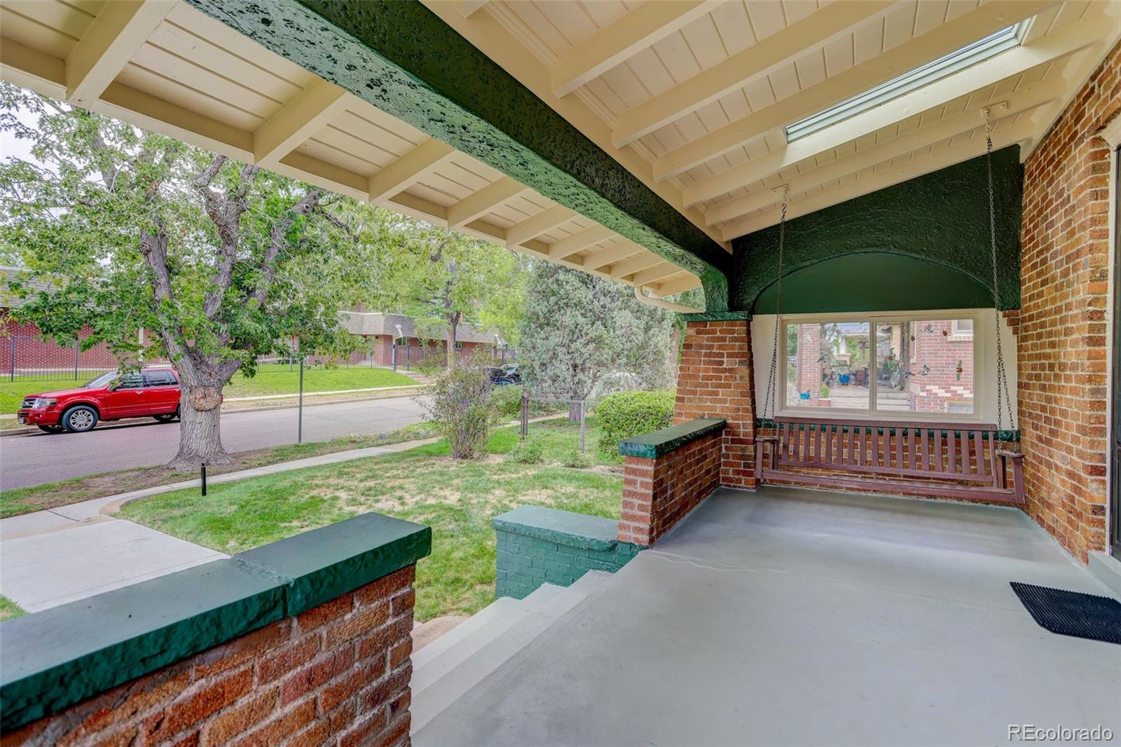 MLS Image #2 for 2906  stuart street,denver, Colorado