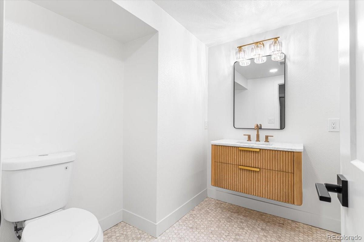 MLS Image #30 for 4675 s yosemite street,denver, Colorado
