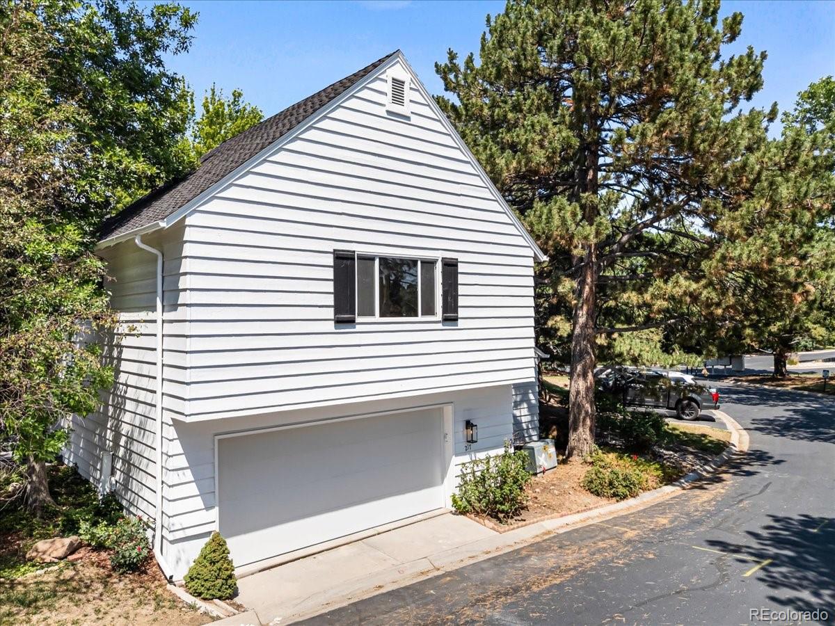MLS Image #32 for 4675 s yosemite street,denver, Colorado
