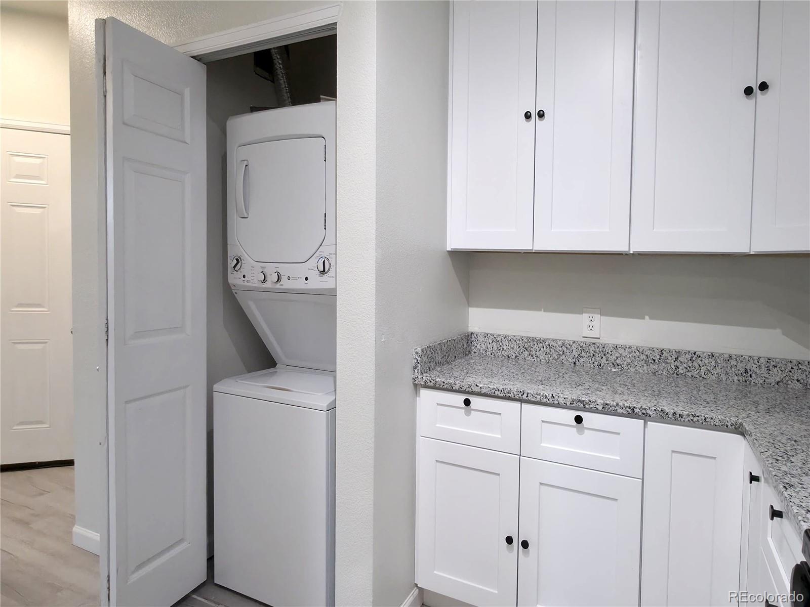 MLS Image #11 for 3890 s dayton street,aurora, Colorado