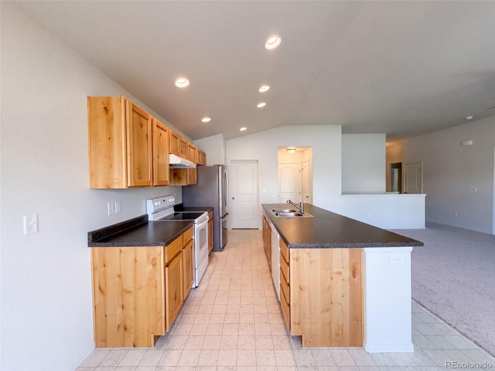 MLS Image #12 for 1542  water vista lane,windsor, Colorado