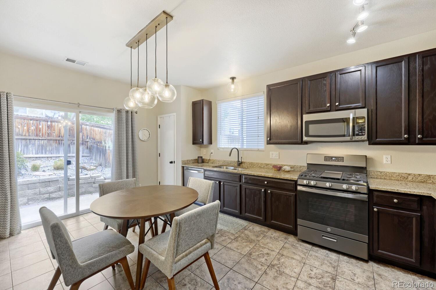 MLS Image #4 for 6827 w rockland place,littleton, Colorado