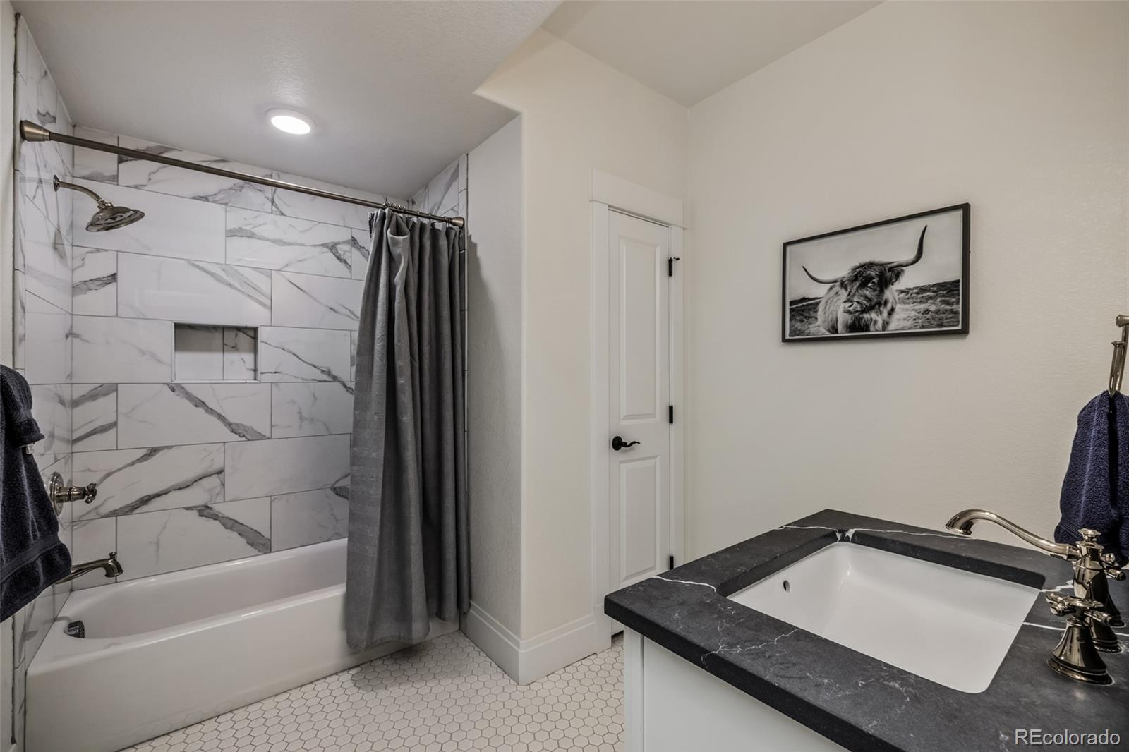 MLS Image #23 for 3640 e warren avenue,denver, Colorado