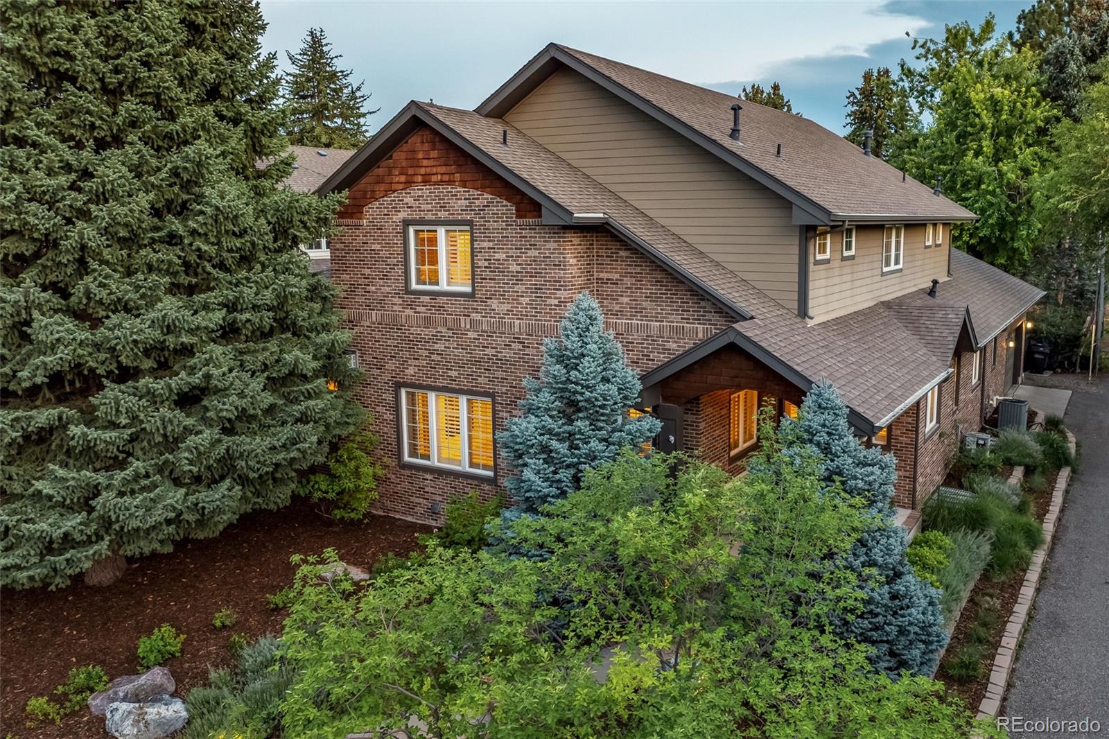 MLS Image #29 for 3640 e warren avenue,denver, Colorado
