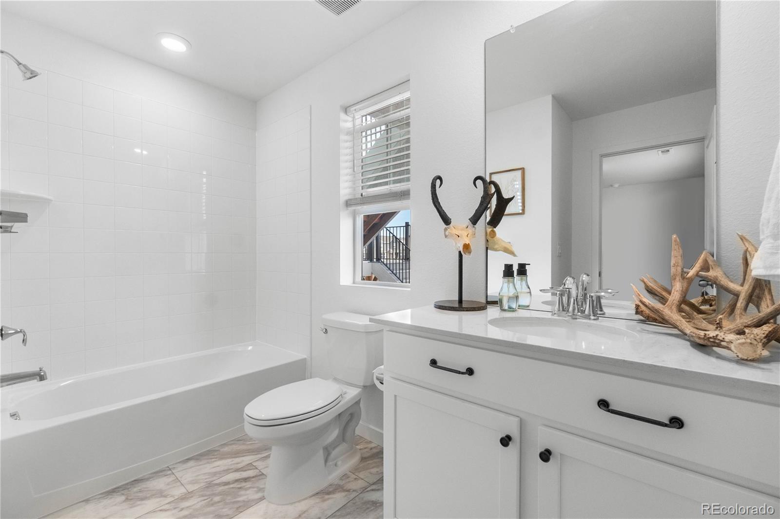 MLS Image #10 for 721  mosquito street,elizabeth, Colorado