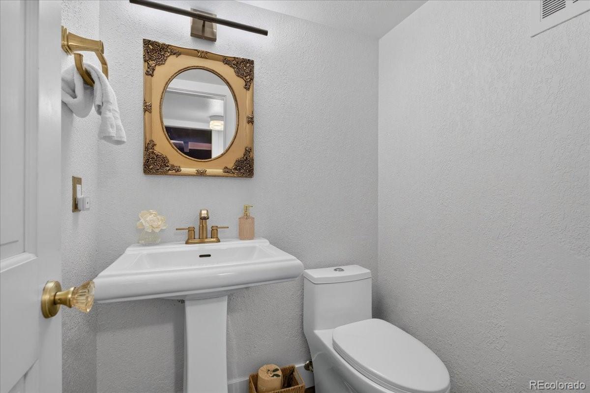 MLS Image #26 for 8117 s lamar court,littleton, Colorado