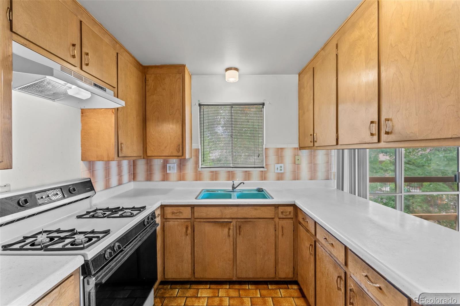 MLS Image #9 for 4105  garrett place,colorado springs, Colorado