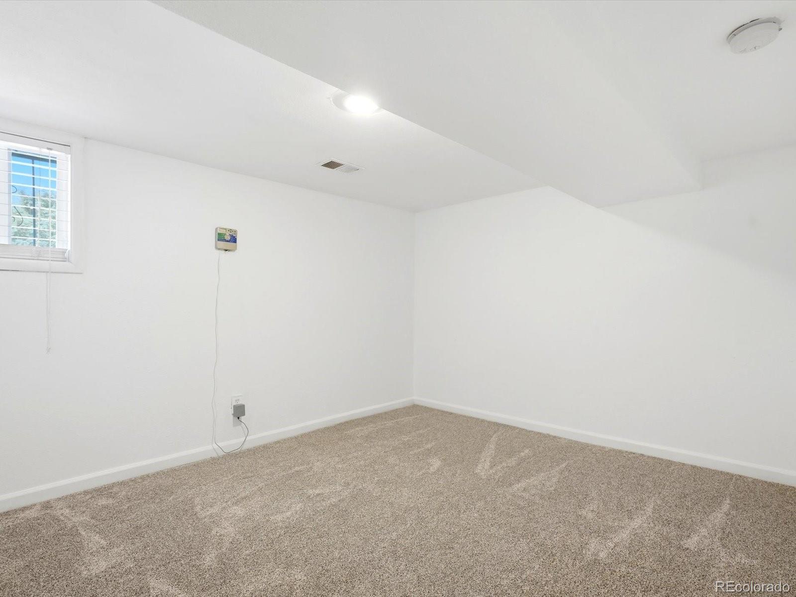MLS Image #21 for 2556 n high street,denver, Colorado