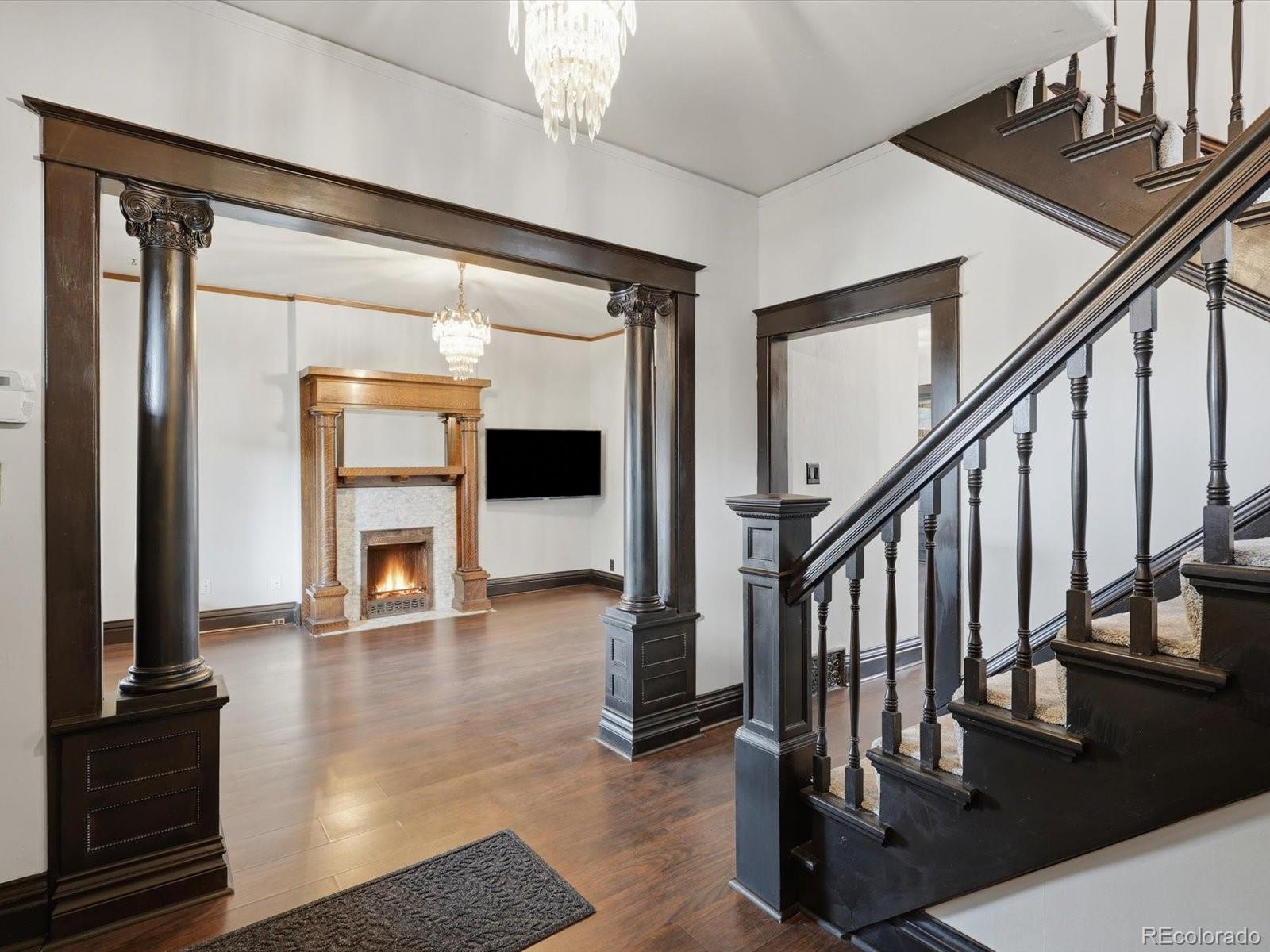 MLS Image #9 for 2556 n high street,denver, Colorado