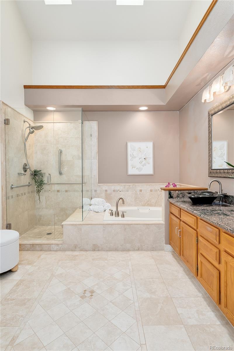 MLS Image #19 for 1576 e nichols circle,centennial, Colorado